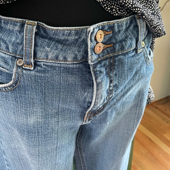 Women's Levis slender bootcut jeans - Picture 2 of 9